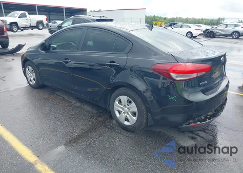 2017 Kia Forte Lx z USA, uszkodzony, nr VIN 3KPFL4A70HE143523